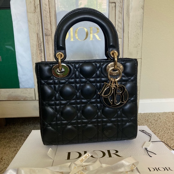 Small Lady Dior My ABCDIOR Bag in Noir with Tonal Enamel D. I. O. R. Charms - Picture 5 of 16